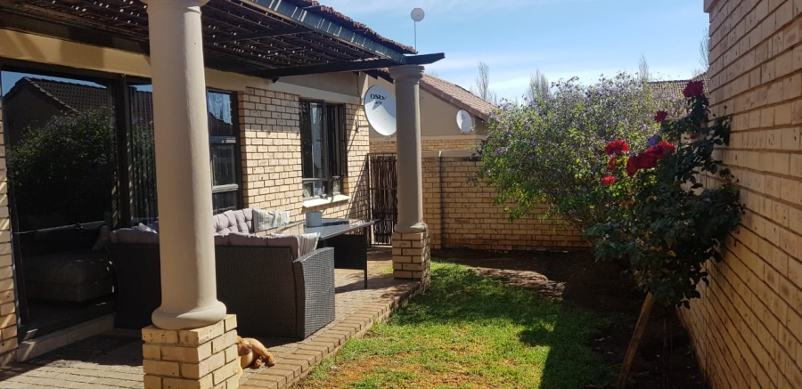 To Let 2 Bedroom Property for Rent in Bainsvlei Free State